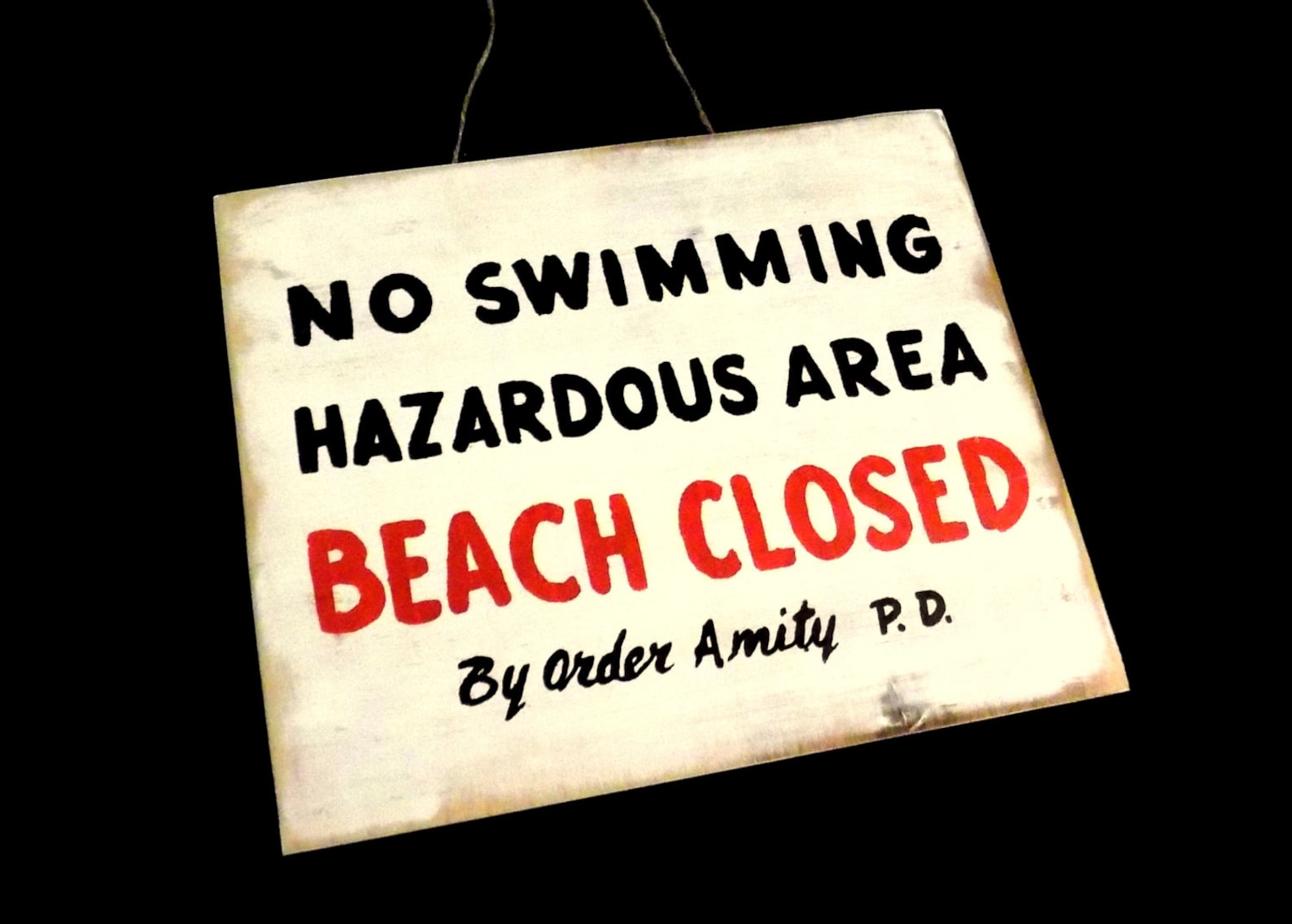 Closed area. No closed. Swimming areas.