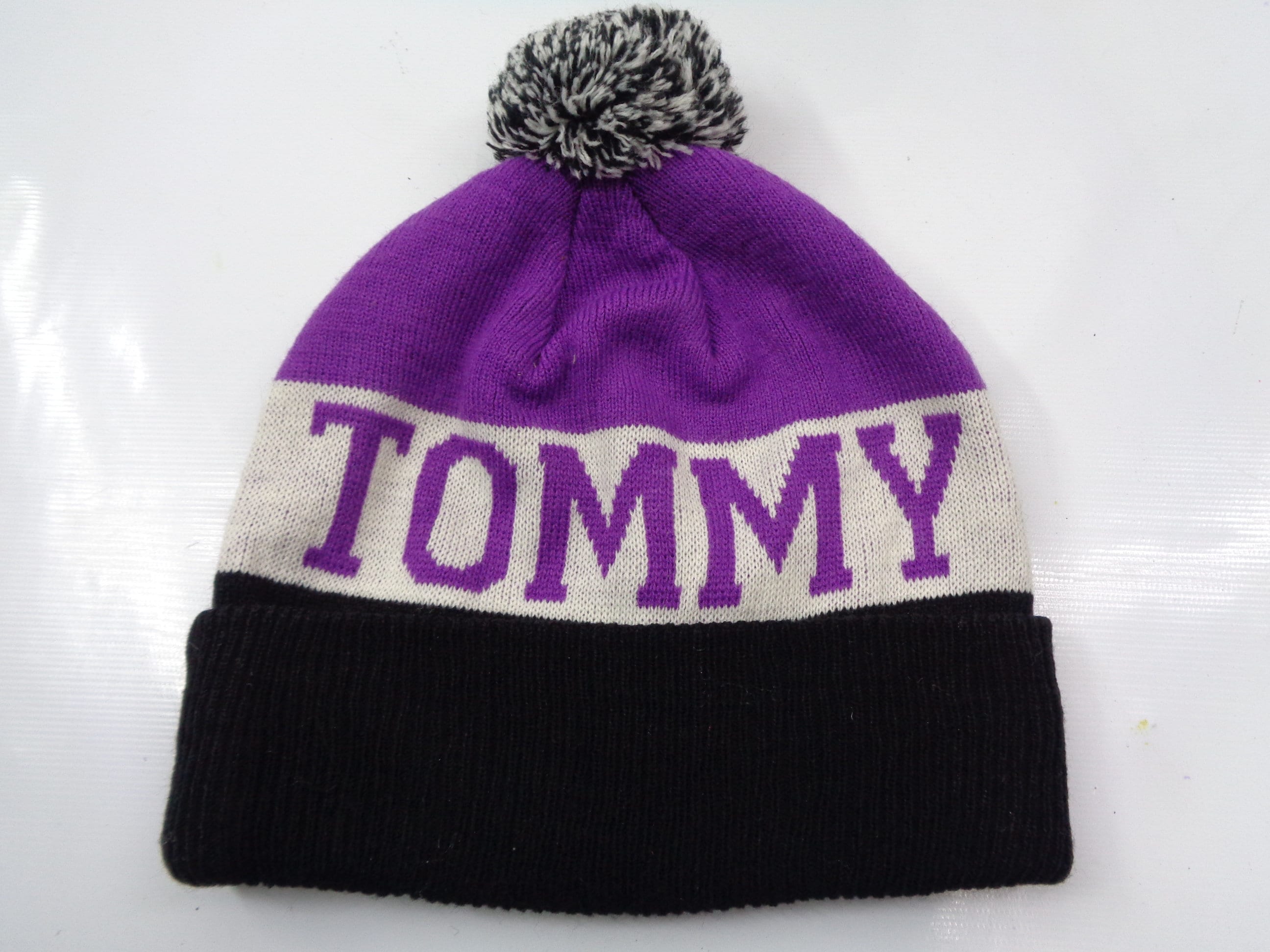 baseball cap with bobble
