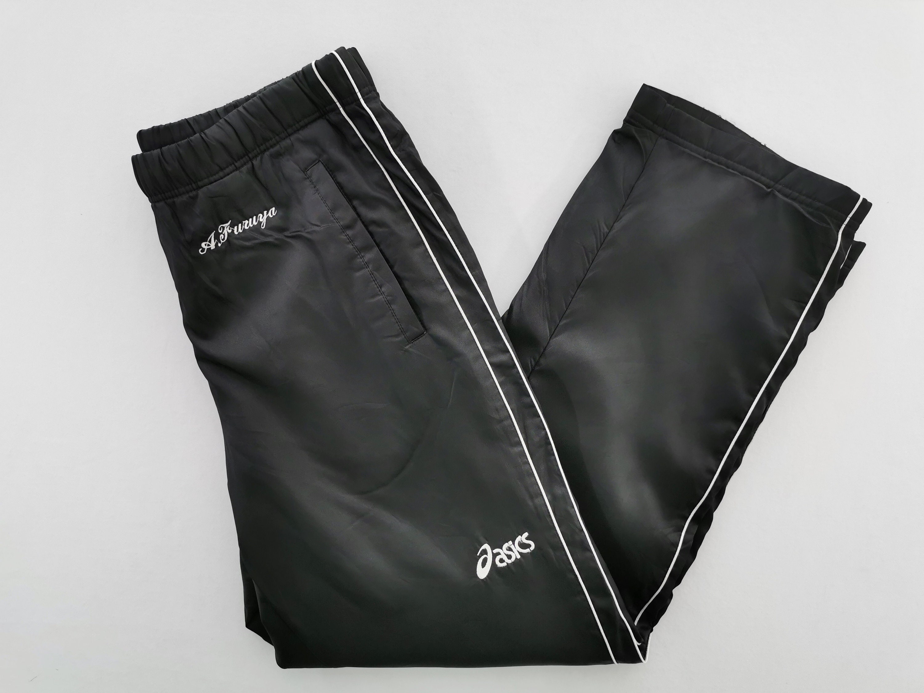 Buy Sports Glamour Men Black Solid Cotton Blend Track Pant Online at Best  Prices in India - JioMart.