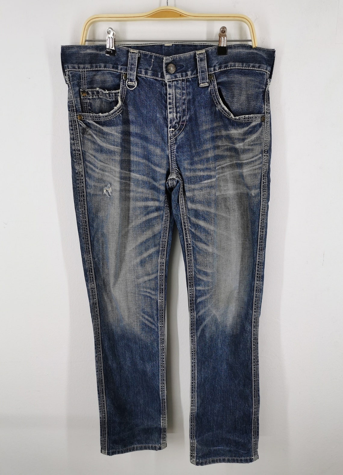 size 33 in levis