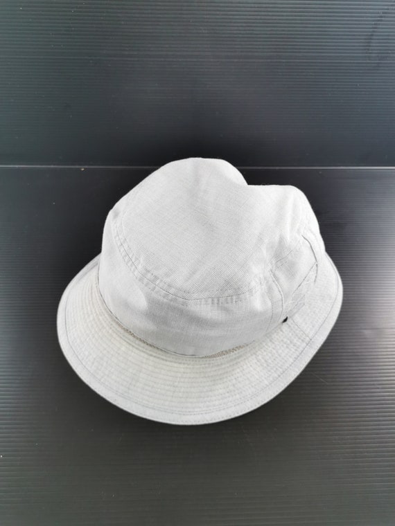 Fluffy Bucket Hat • White LV – Melbourne Vintage