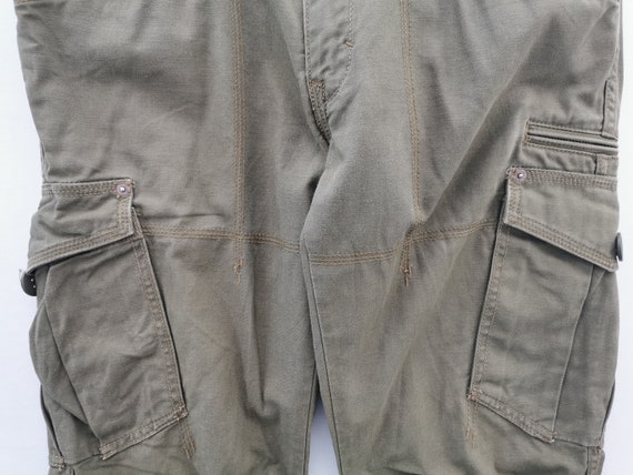 Levis 502 shop cargo pants