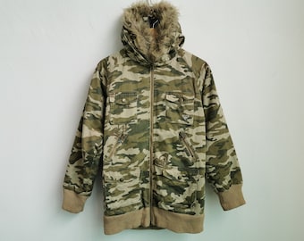 Roxy Jacket Roxy Windbreaker Roxy Camo Over Print Hoodie Winter Jacket Size M