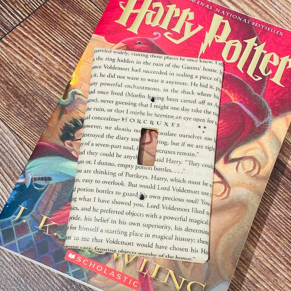 Placa de interruptor de luz de pared con forma de página de libro, cubierta de interruptor de luz, decoración del hogar, dormitorio, cubierta de toma de corriente, fiesta de amantes de los libros, reciclado