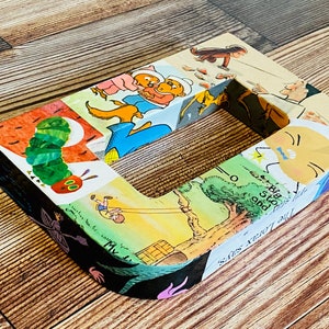 Letras de libros infantiles, decoupage cómico, collage hecho a mano de letras de cartón mod podge, arte pop, decoración de la habitación para niños nombre personalizado