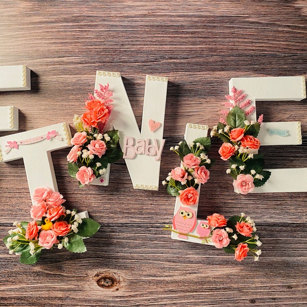 Custom floral letter, Free standing letter, Paper mache letter, Nursery decor, Personalized gift, Floral letter, Baby Shower decor, 8'' tall