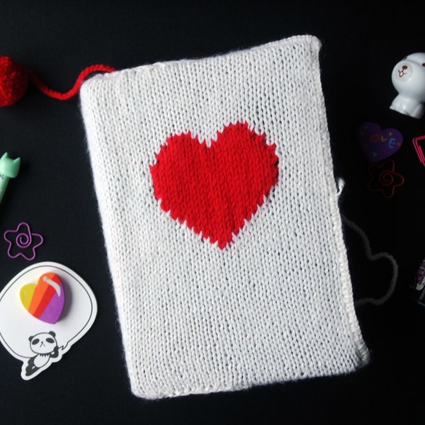 Couverture de livre en forme de coeur au crochet | Protège-livre tricoté à la main | pochette pour agenda | Articles livresques