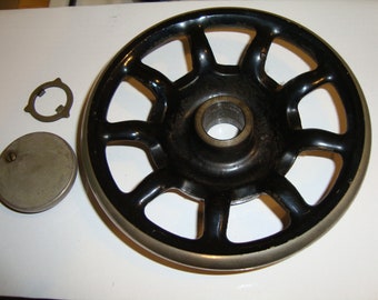 Singer Sewing Machine 9 Spoked Balance Wheel, Pulley Ex 99K With Stop