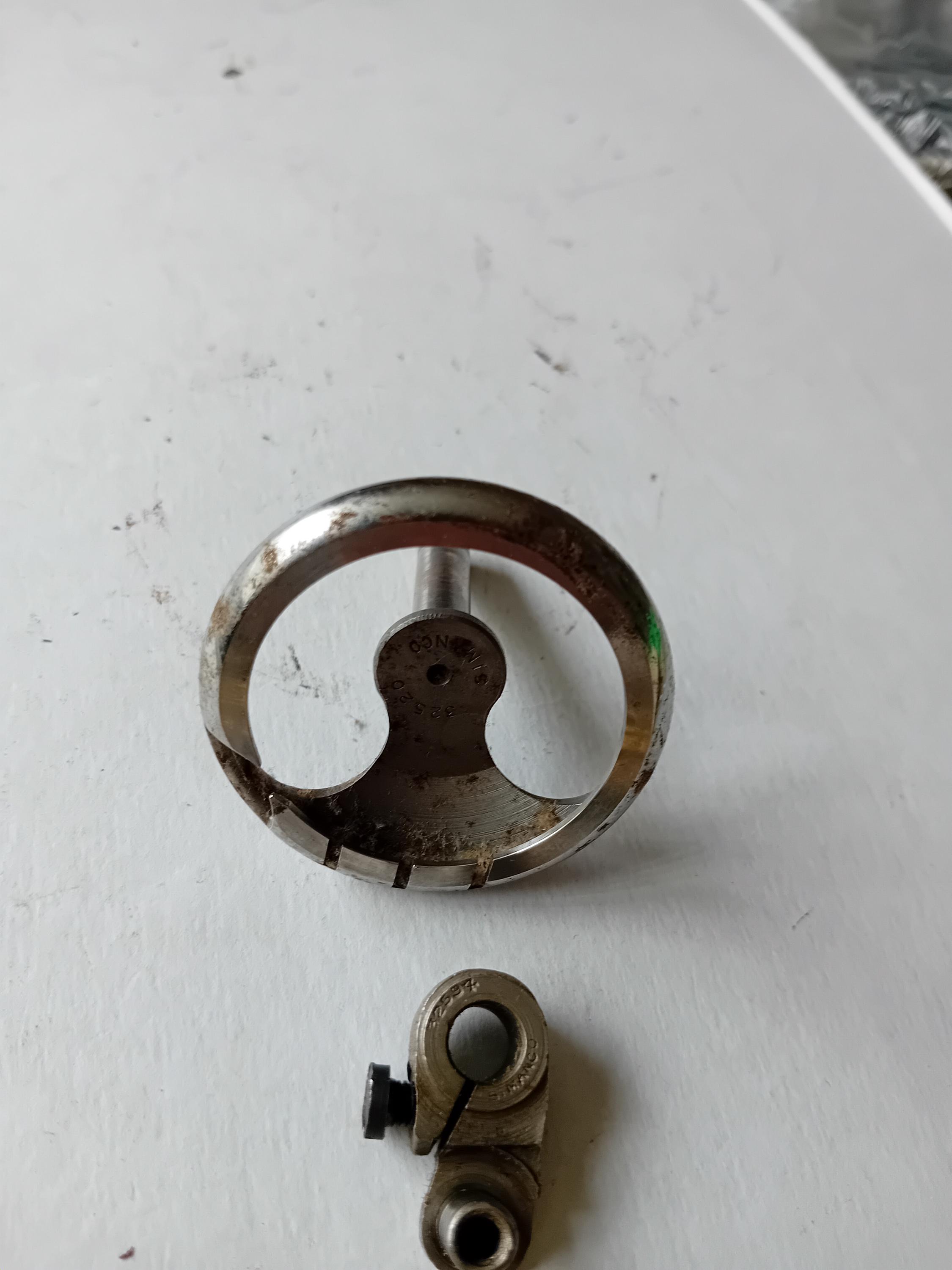 Hook and Clamp From Singer 99K Simanco #32520 and #32594 - Etsy