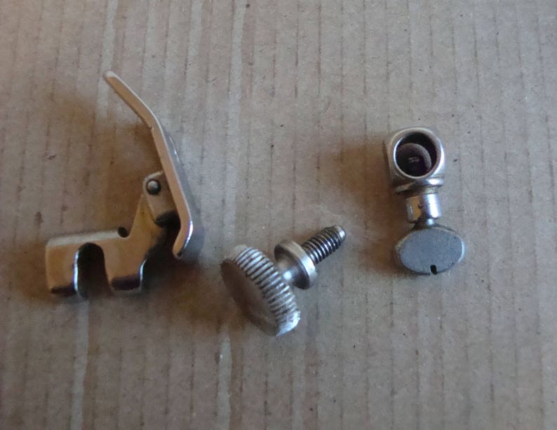 Singer Sewing Machine standard hinged presser foot /& Needle Clamp Simanco Part no 45321 and 2054 99K 15K Vintage genuine sewing supply