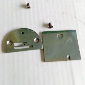 Simanco Sewing Machine Needle Plate & Bobbin Cover - Singer 66 99 185 Parts