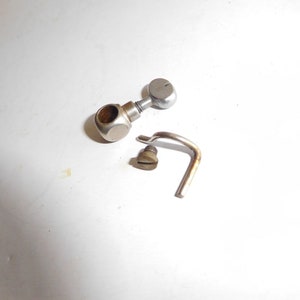 Vintage Singer needle clamp holder & thread guide  Simanco 2054 for 99, 66 etc Singer Sewing machine vintage part