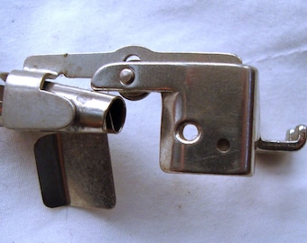Prensatelas Singer vintage: Simanco 36594, máquina de coser de caña baja