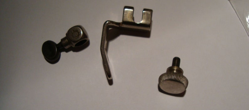 Singer Sewing Machine Standard Presser Foot /& Needle Clamp Simanco Part no 32665 and 2054 99k etc Vintage genuine sewing supply part 50s