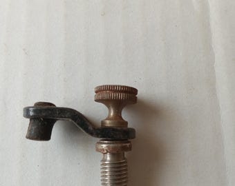 Singer Simanco sewing machine case hold down, base tilt lift catch clam /latch & screw 124387 fit most bases 99K 28 etc vintage genuine part