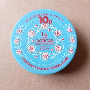Vintage Dorcas Dressamkers Steel pins in plastic tin with contents,  DF Taylor & Co Ltd Dorcas Vintage round  tin, 1970s