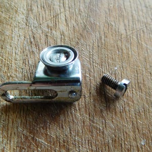 Brother JA 28 661 lower thread guide/tensioner for bobbin winder also fit Jones Brother sewing machine  651 etc