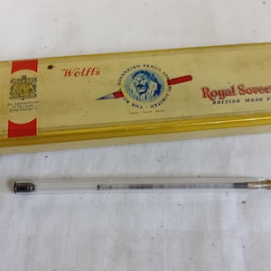 Wolffs Royal Sovereign Pencils tin 1940s/50s by appointment to George V Vintage