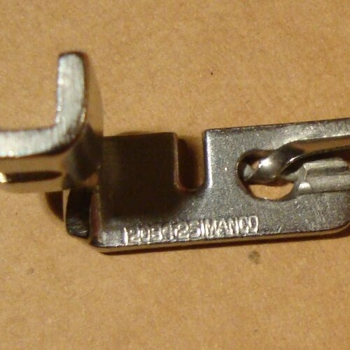 Authentic SINGER SIMANCO 124493 Sewing Machine Treadle Table