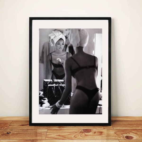 Fille française Naomi Campbell noir blanc femme noir et blanc mode maquillage publicité publicité vintage art classique impression rétro affiche décoration murale