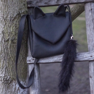 THE CAT messenger bag