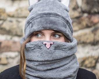 THE CAT set: furry cap and snood with cat nose