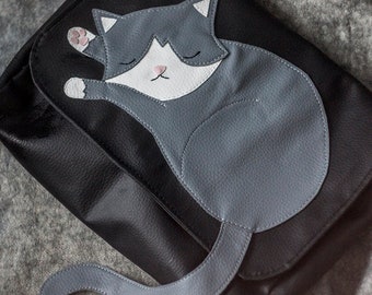 SLEEPING CAT bag