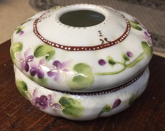 Vintage Two-Piece Ceramic Hair Receiver