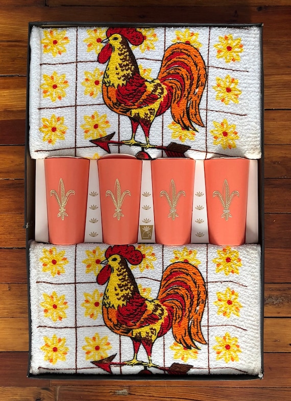 Vintage Rooster Kitchen Towel Set With 4 Plastic Tumblers 1960s