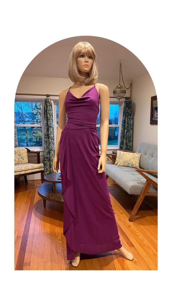wedding guest dresses midi length Dress with Half Sleeves and Pleated V-Neck or evening events. Elevated casual black midi dress for women Color:Kelly Green Mixed Media Lace Pom