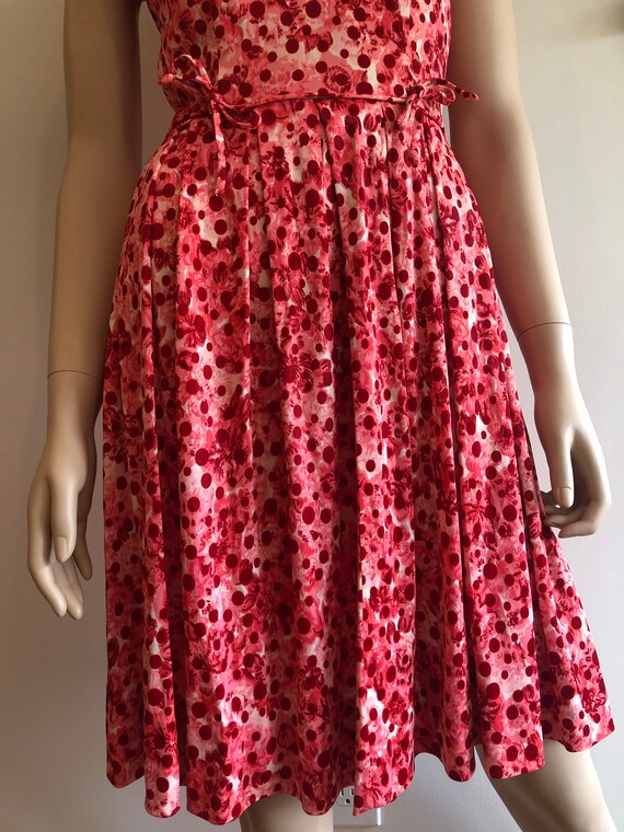 1950’s Swing Dress, Vintage Pink & Red Floral Sho… - image 8