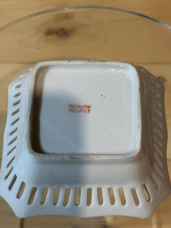 Set of Two Reticulated, Gold Gilded, Porcelain Tr… - image 7