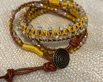 Pulsera envolvente