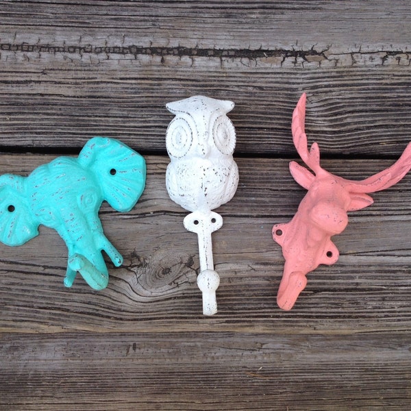 Distressed Set Of 3 White Owl Coral Moose Teal Elephant Cast Iron Hooks Nursery Cabin Lodge Towel Hanger Jewelry Holder Animal Hook
