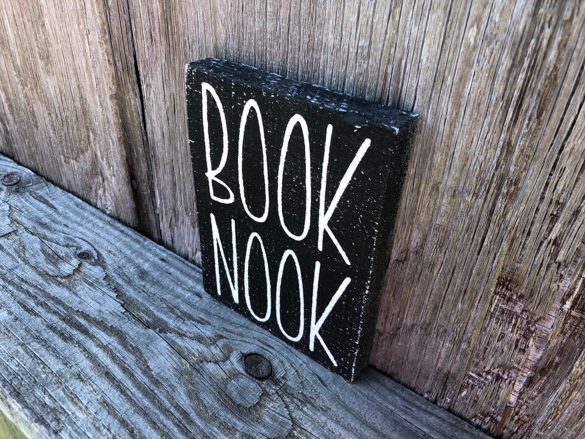 Book Nook Sign Library Sign Mini Painted Wood Sign Bookworm | Etsy