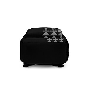 Mochila triangular básica, simples e significativa, triângulo havaiano, volta às aulas, escola, mochila para jardim de infância, mochila estilo havaiano Kine imagem 5