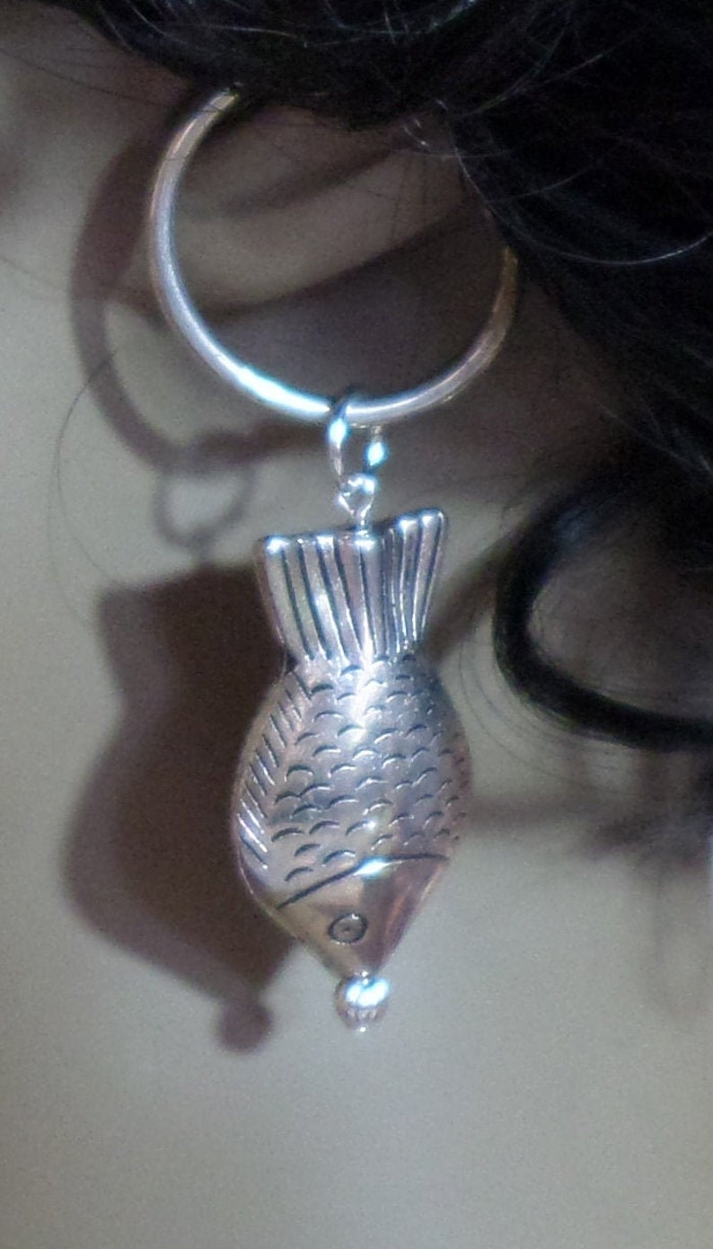 Silvertone Fish dangles image 1