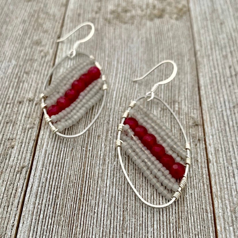 Red Quartz / Grey Seed Bead / Wire Wrapped Oval Earrings - Etsy