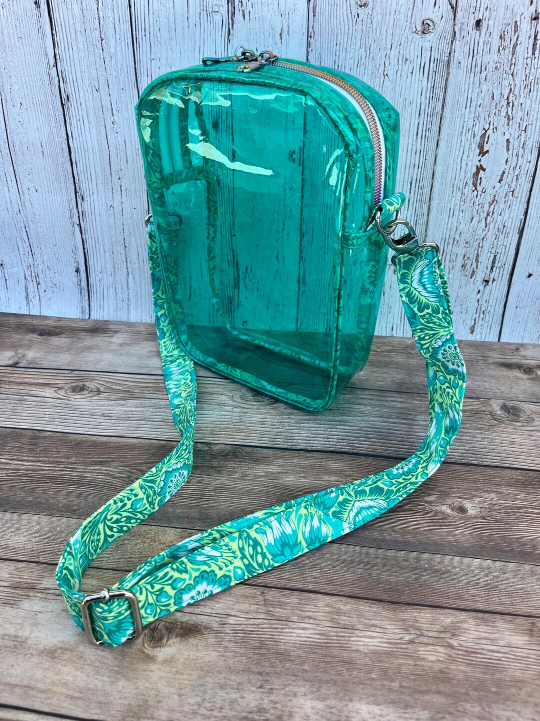 Green Vinyl Stadium Bag See Through Bag For Concerts Etsy green-vinyl-stadium-bag-see-through-bag-for-concerts-etsy