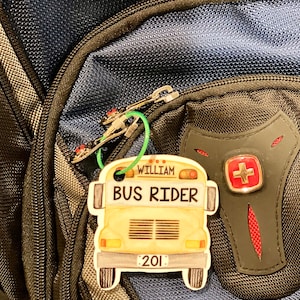 Étiquette personnalisée de sac d'identification de cavalier d'autobus scolaire/étiquette de sac à dos de cavalier d'autobus/cavalier d'autobus/étiquette de cavalier d'autobus/étiquette de sac/étiquette de cavalier d'autobus personnalisée/étiquette de sac pour les enfants