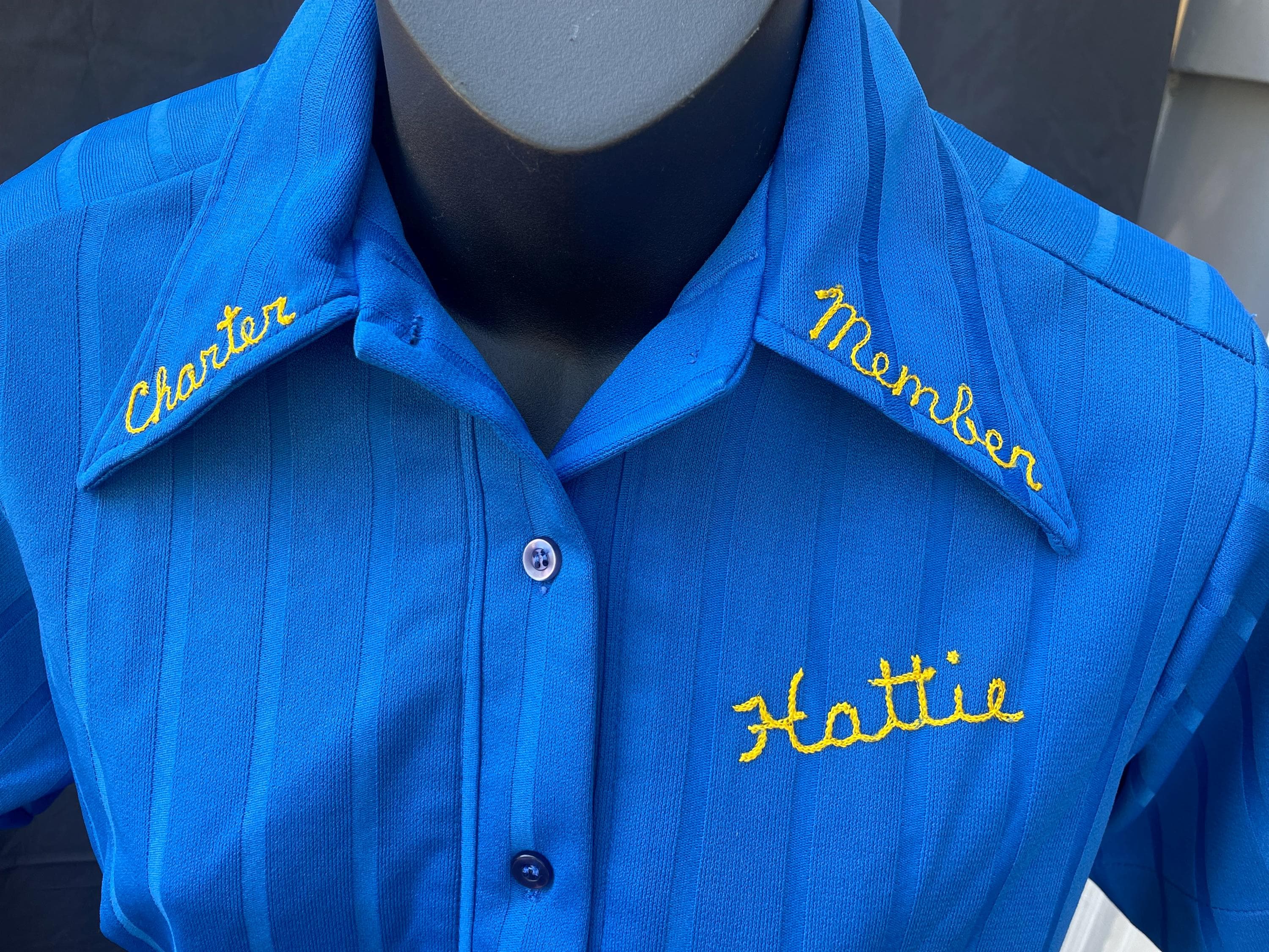 1960's/1970's Vintage Ladies' Hilton Brand Bowling Shirt Made in