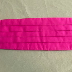 5XL Fuchsia pink vintage cummerbund 44&quot; - 66&quot; waist