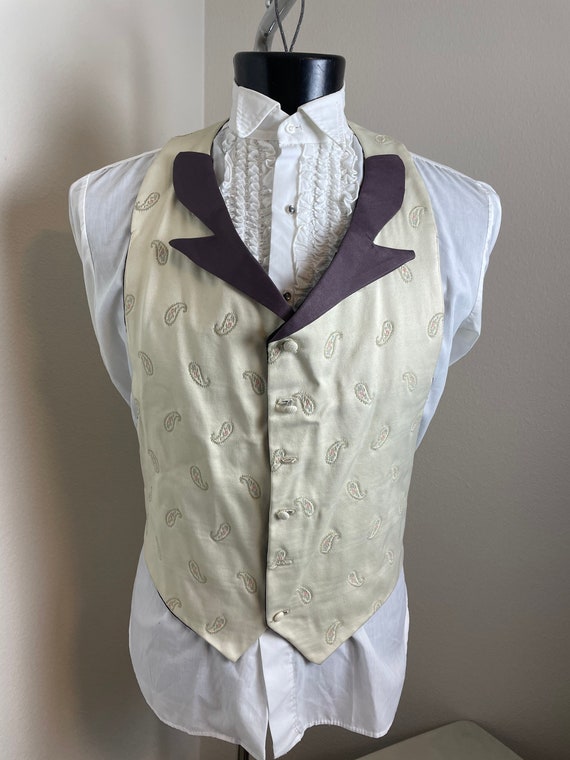 Ivory Backless paisley vest with Periwinkle lapel… - image 1