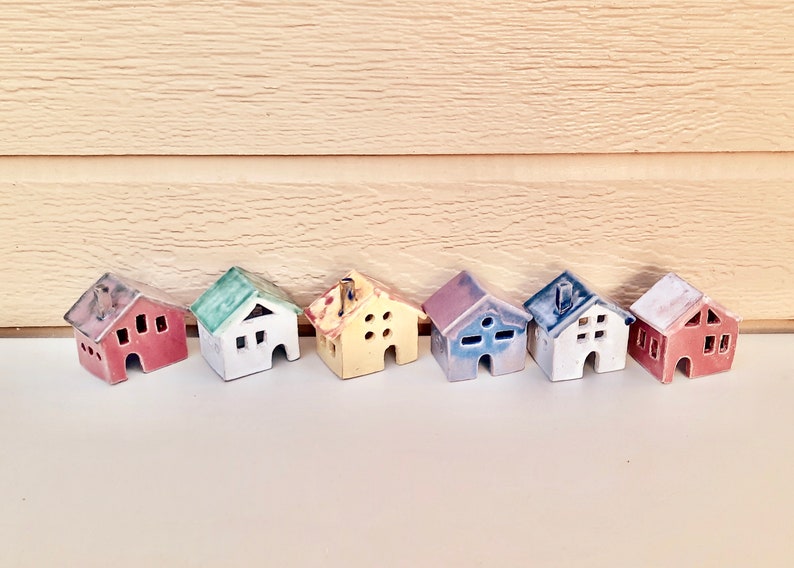 Small house handmade ceramic in Hawaii for house warming gift, Cute Tiny house in nostalgia, Garden Aquarium Decor, Miniature Fairy house image 5