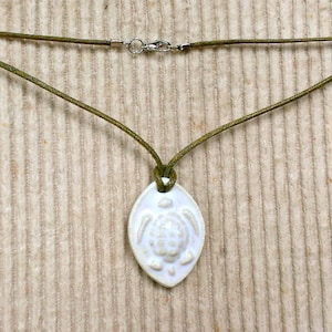 FREE SHIPPING, White Hawaiian Sea Turtle pendant, handmade ceramic, Maui jewelry, Honu necklace pottery, Summer Beach ware, 16inch cord