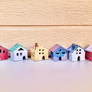 Small house handmade ceramic in Hawaii for house warming gift, Cute Tiny house in nostalgia, Garden Aquarium Decor, Miniature Fairy house image 3