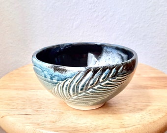 Ceramic Palm Leaf design Matcha Tea bowl, 2 3/4"H x 5"D, Cereal, soup, Salad bowl, Japanese potter, Hand crafted in Maui Hawaii, Zen Decor