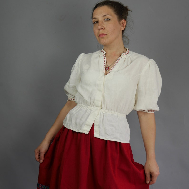 Vintage 50s White Germany embroidered blouse Cotton Summer top Short Sleeve Shirt Folk Calico blouse