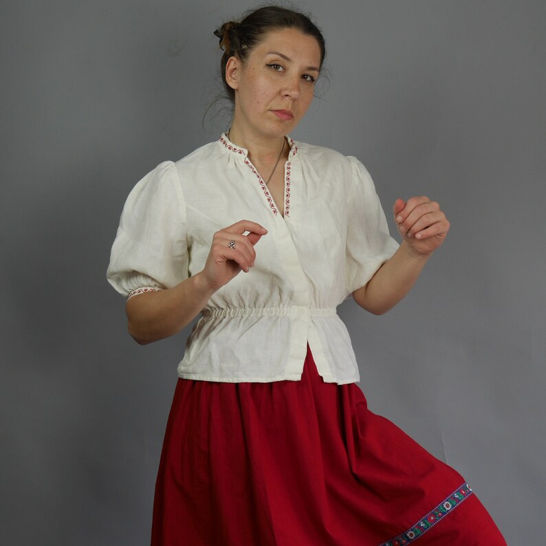 Vintage 50s White Germany embroidered blouse Cotton Summer top Short Sleeve Shirt Folk Calico blouse