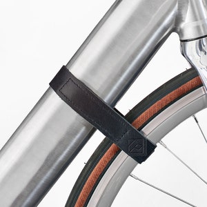 PARAX leather straps for fixing the front wheel suitable for bicycle wall mounts from PARAX and other manufacturers D-STRAP image 7